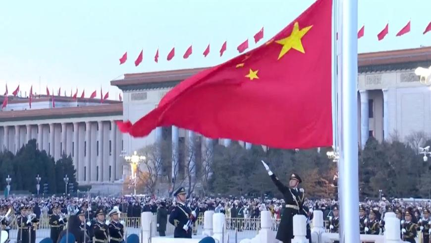 交警被无证司机冲撞不幸牺牲,2025年香港历史开奖结果,经典解释落实_黄金版V7.64